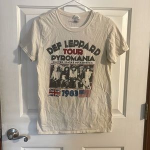 Def Leppard t-shirt
